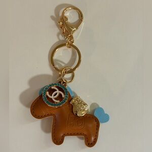 🩵🤎NEW🩵🤎 Brown Horse Keychain with Blue Accents